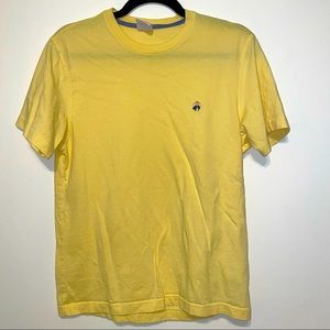 Brooks Brothers Yellow-Gold Women’s TShirt Size Medium